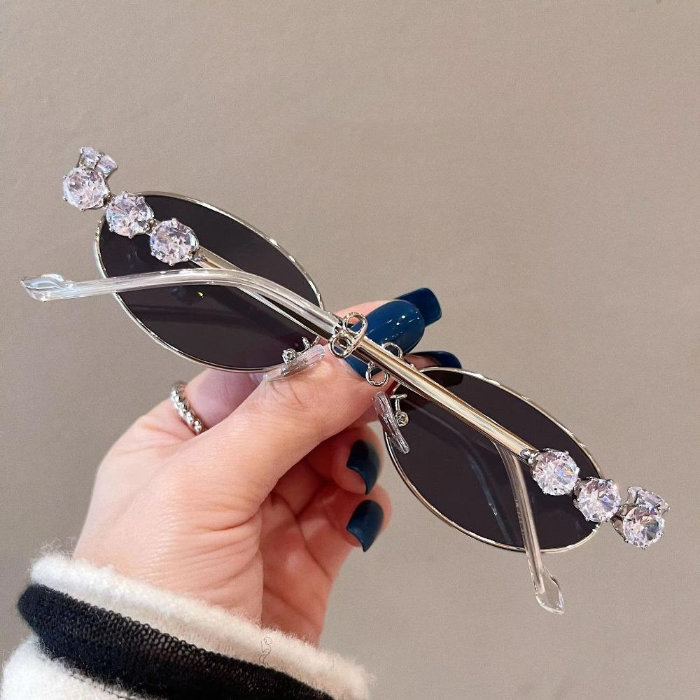 INS Rhinestone Sunglasses Y2k Anti-Blue Light Spectacles Convenient Oval Women Sunglasses Selfie