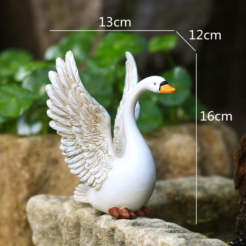 Simulation Animal Resin Crafts Ornaments Swan Statue Garden Outdoor Pond Animal Figures  Home Decoration Accessories Plant Pots