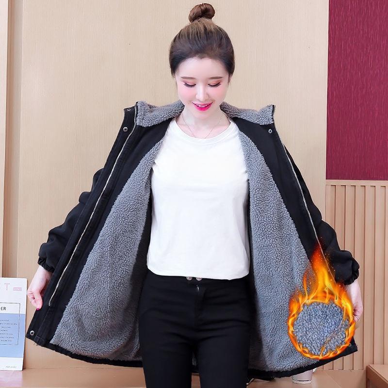 

Джинсовое хлопковое пальто средней длины с поясом и бархатное пальто для женщин, осенне-зимний корейский стиль, свободное, утолщенное хлопковое пальто из искусственной овчины M