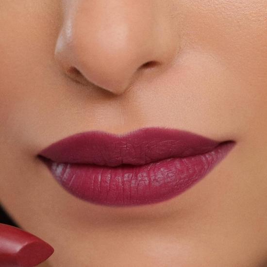 Nykaa So Creme! Kremowa matowa szminka - Gossip Dose