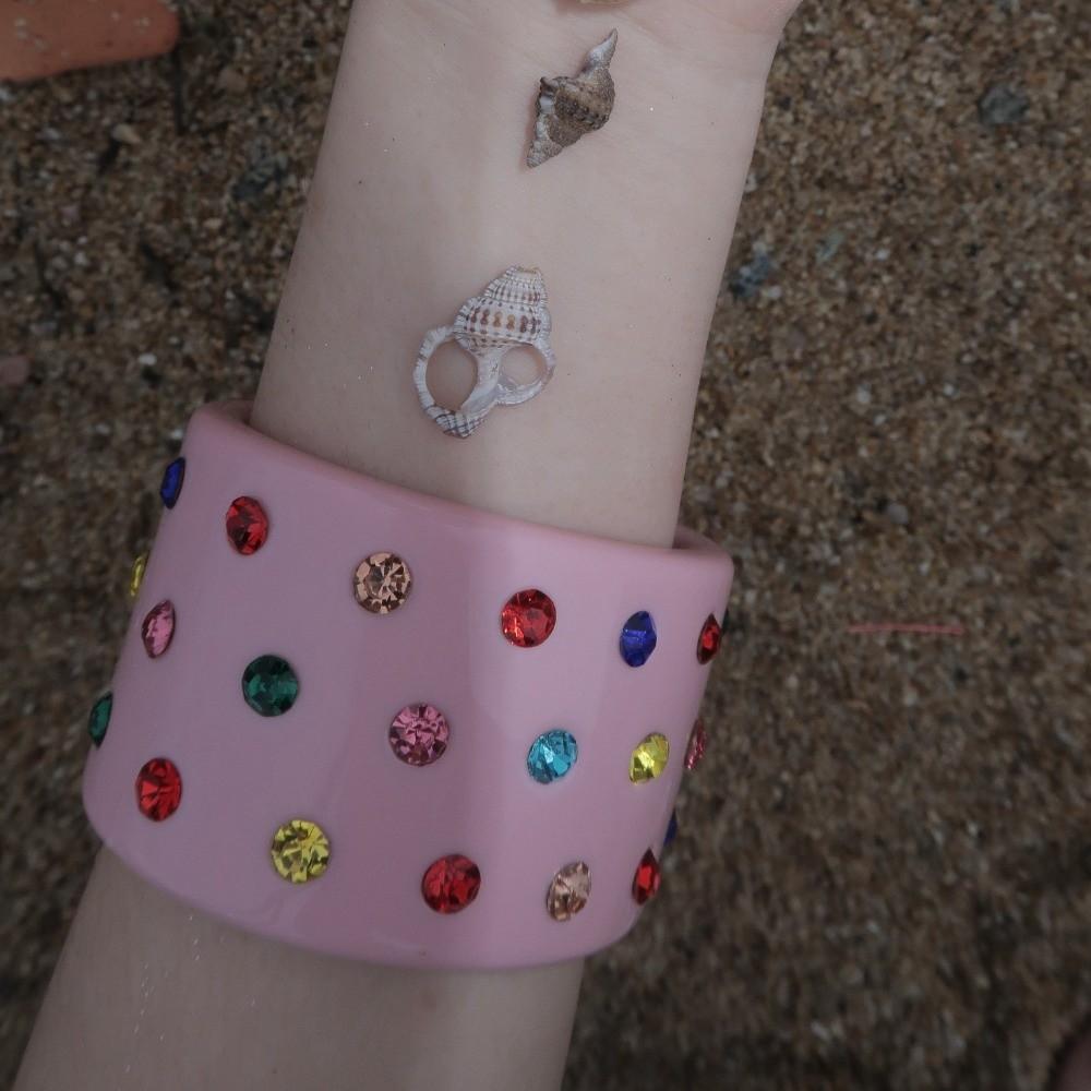 Exaggerated Shell Bracelets Resin Open Bracelet Bohemian Beach Rhinestone Bangle  Fashion