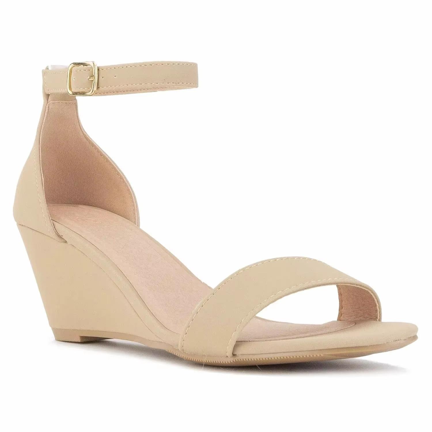 Женские босоножки — фото 7