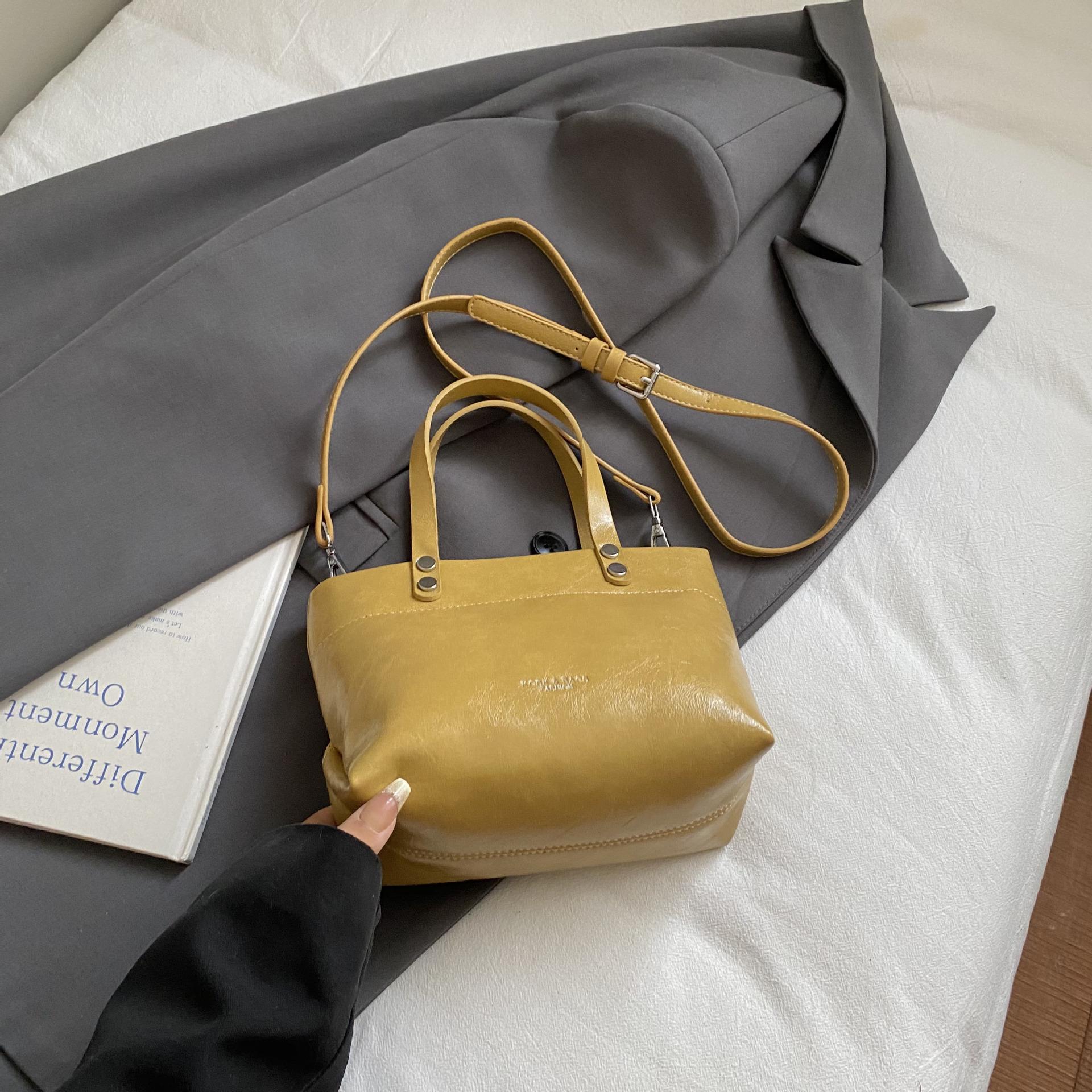 

2025 Осень/Зима Высококлассная женская сумочка: Модная сумка-тоут на одно плечо и через плечо