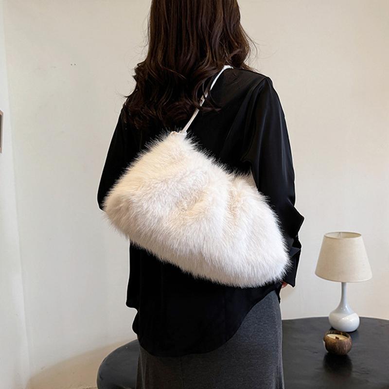 Luxury Furry Shoulder Bag Solid Color Soft Tote Bag Large Capacity Fluffy Clutch Bag