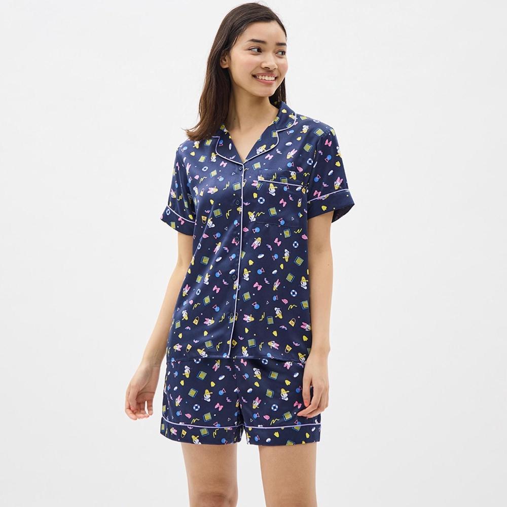 

Атласные пижамы GU by Uniqlo, шорты с короткими рукавами Disney