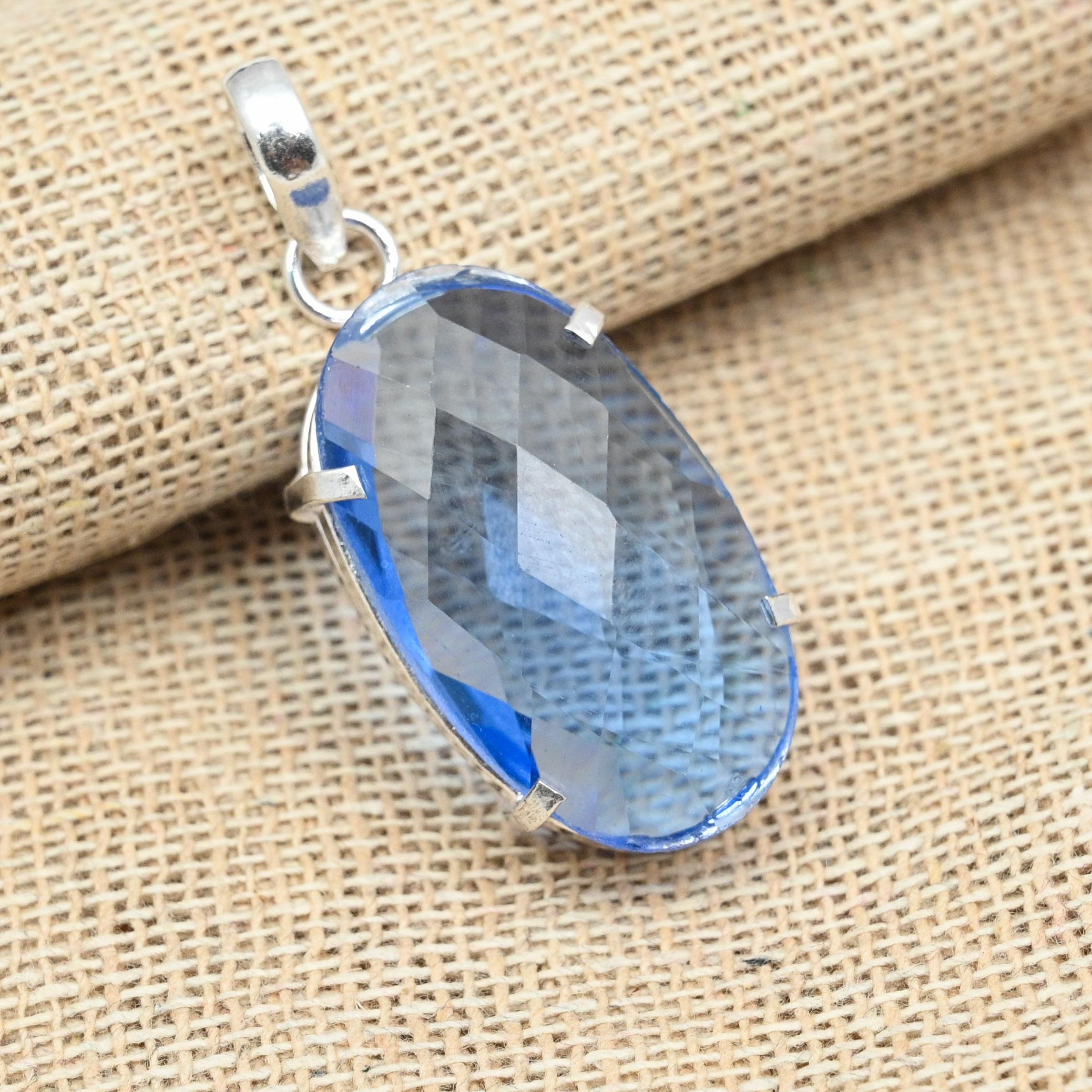 

Граненый иолитовый драгоценный камень ручной работы 925 пробы Серебряный фантастический кулон Ювелирные изделия 1.77 Inches синий