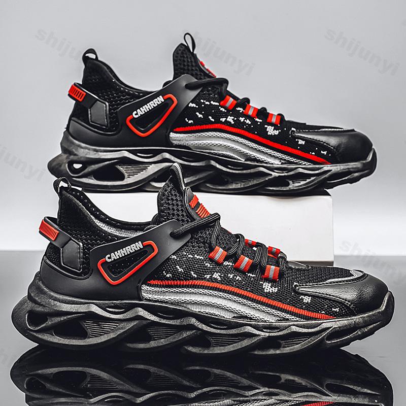 Fashion 2025 Fashion Trend Men's Casual Shoes Summer New Mesh Breathable Comfortable Versatile Thick Soled Shoes Low Top Chunky sneakers