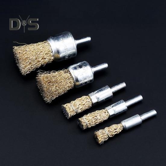 Wire Wheel Brush Rotary Tool Rustproof Corrosion Resistant Wide Application Reusable Easy To Install Coated Crimped Wire Brush