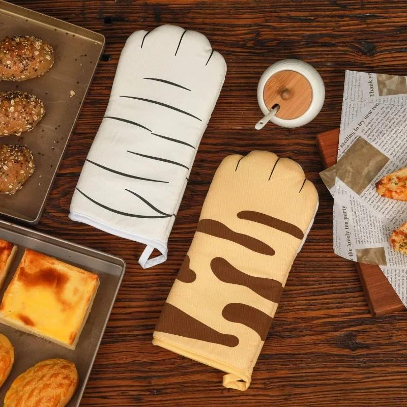1Pcs Oven Glove Cute Cat Paws Pattern Anti-Scalding Mitts Microwave Cotton Heat Resistant Glove Cooking Tools Kitchen Gadgets