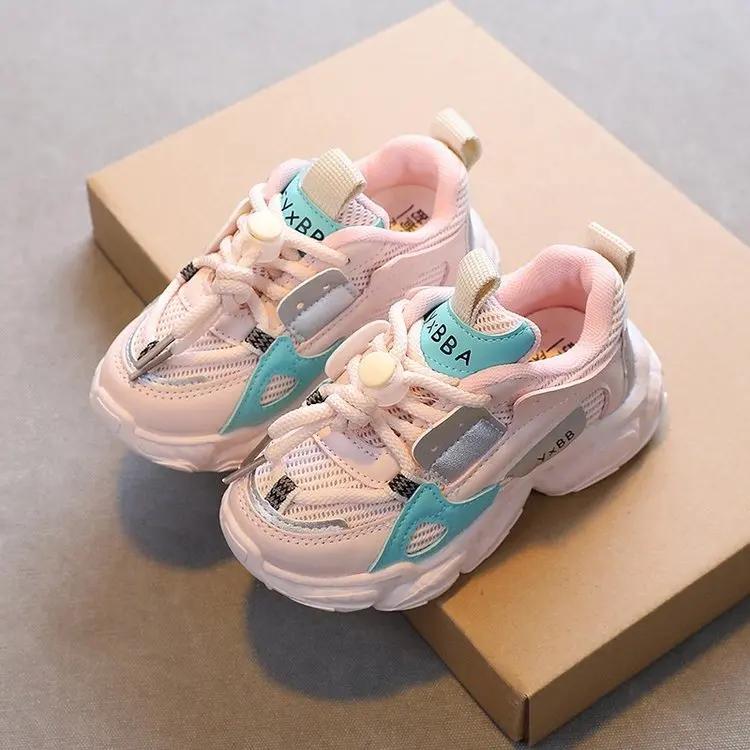 

Кроссовки для бега для мальчиков и девочек, красивые универсальные кроссовки для студентов, толстая мягкая подошва 2024 года, новая модная детская спортивная обувь, нескользящая 21 розовый