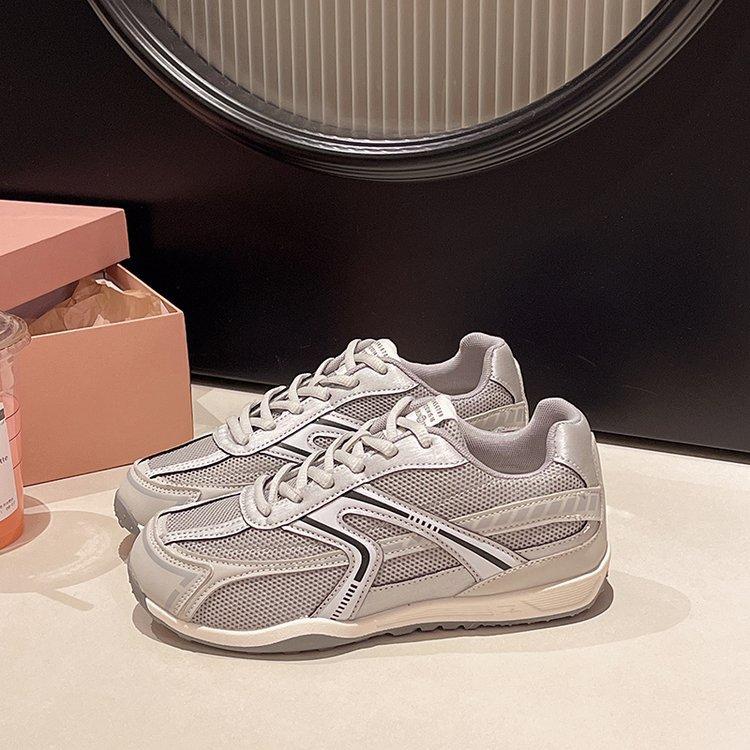 

Look good~ Breathable mesh Korean version of German training shoes for women, new models in autumn 2025, small Forrest Gump sneakers for women 40