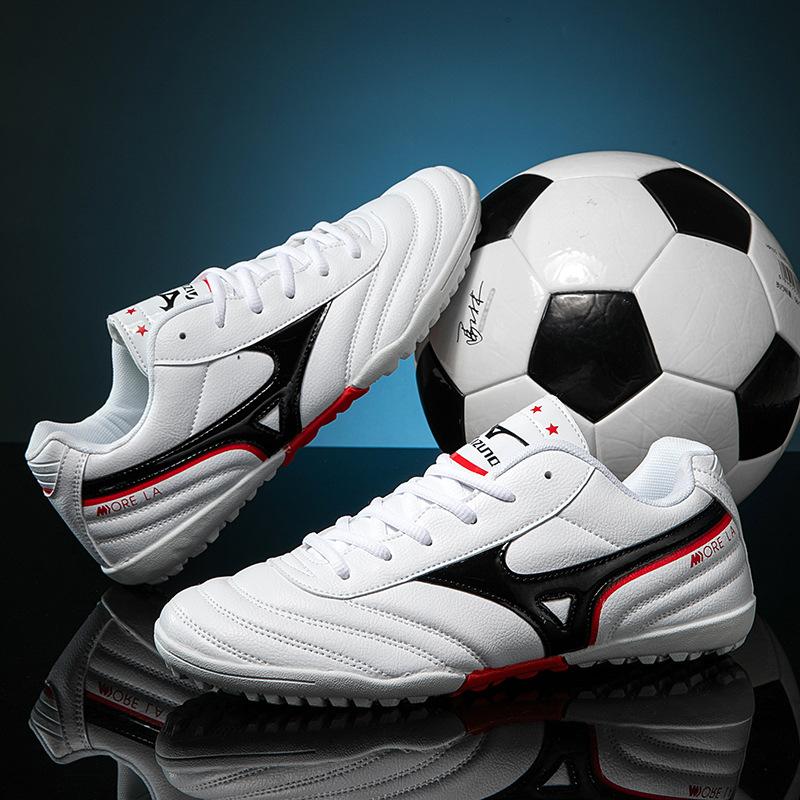 Niedrig geschnittene Fußballschuhe TF Stollen lange Stollen Kunstrasen Erwachsene Training Spiel Sportschuhe Fußballschuhe Herren