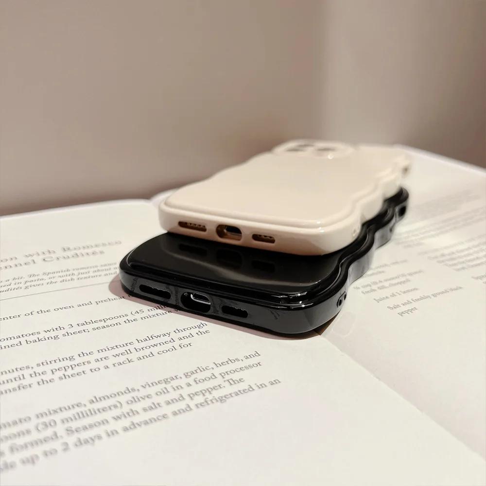 Custodia morbida a tinta unita riccia ondulata per iPhone 15 14 13 12 11 Pro Max 14 Plus semplice silicone antiurto paraurti cover posteriore