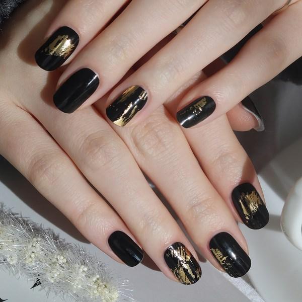 

Современная наклейка для ногтей Glossy Blossom Gel Shine Strip, черная фольга, 1 шт.
