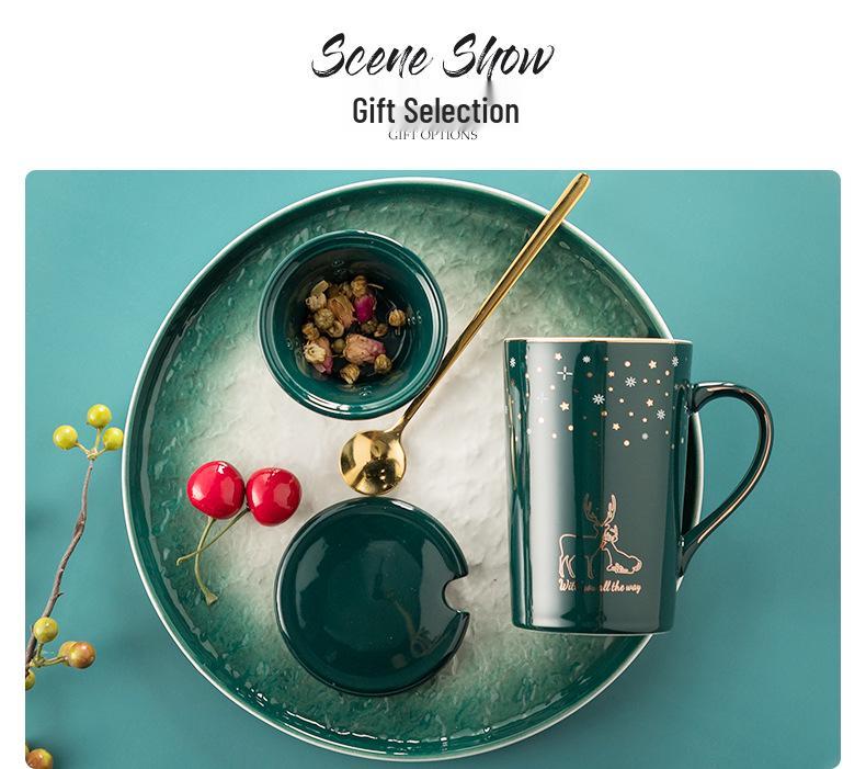Ceramic Mug with Gold Rim, Tea Strainer, and Lid - Perfect Business Gift for Men and Women.
