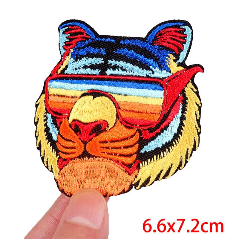 Horror Animal Butterfly Embroidered Patches Bear Cat Shark Patch Iron On Patches For Clothing Thermoadhesive Patches For Clothes