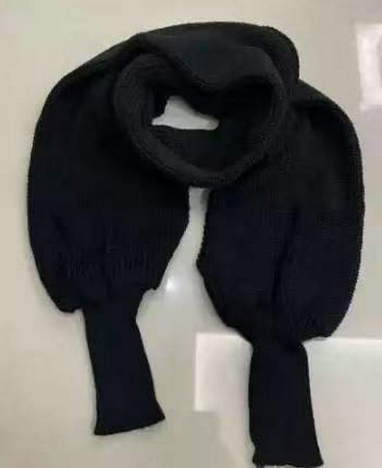 European & American Double Sleeve Off-the-Shoulder V-Neck Knit Scarf for Women