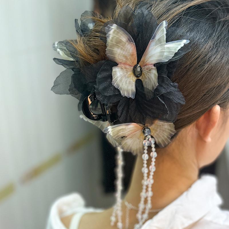 Women Hairgrips Butterfly Tassel Hair Claw Grab Clip Beautiful Hair Accessories Girls Shark Clip Women Headwear Hair Claws Clip