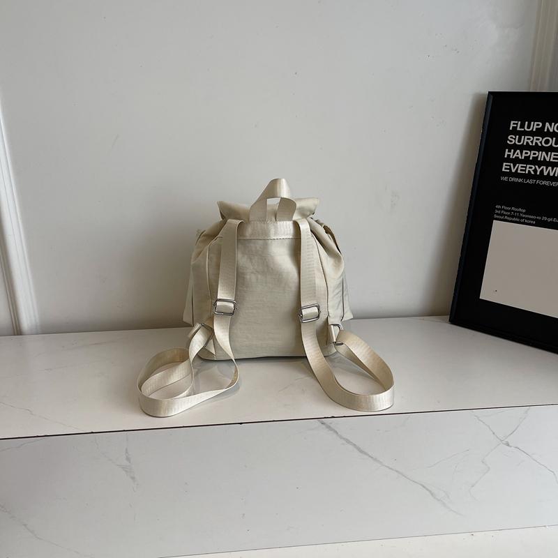 Einfarbiger Reiserucksack aus Nylon für Damen