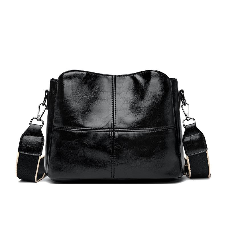 

Soft Faced Fashionable Bucket Bag, Middle-aged Mother s New Korean Version, Simple and Atmospheric, Single Shoulder Crossbody Bag, Casual