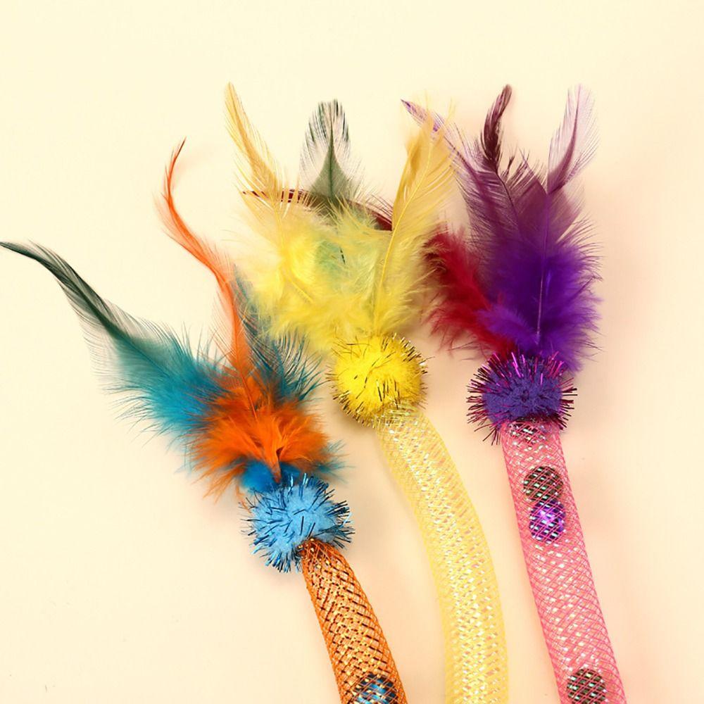 Jouet Interactif pour Chat avec Plumes et Clochettes, Infusé à l'Herbe à Chat, Résistant aux Morsures, Jouet Corde Élastique pour Chat, Soulage l'Ennui