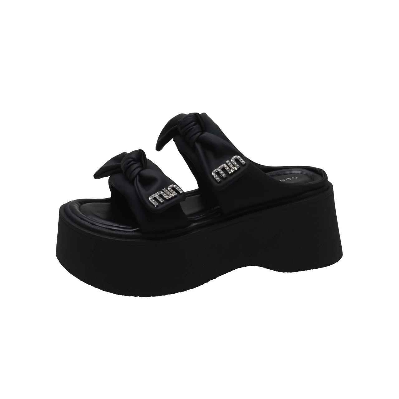 

Мода 2024 Лето Новые женские тапочки Толстая подошва Папины туфли Повседневные толстая подошва Пляжные шлепанцы Повседневная Бабочка узел Спортивная обувь 35 чёрный