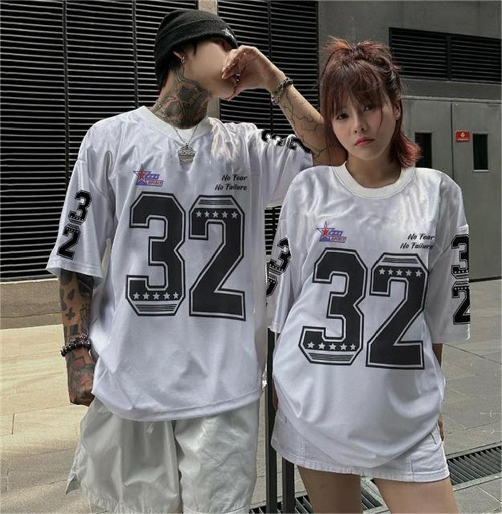 1 sztuka T-shirt dżersejowy z nadrukiem numeru i litery Koszulka kultury fanów Koszulka męska Street z krótkim rękawem High Street Hip Hop Oversize T-shirt