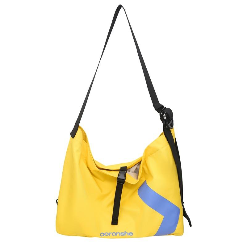 

Crossbody Bags Are A Winter Fashion Trend. They Are Lightweight Travel Bags for Couples Going Out and Are Suitable for Casual Sports and Fitness жёлтый