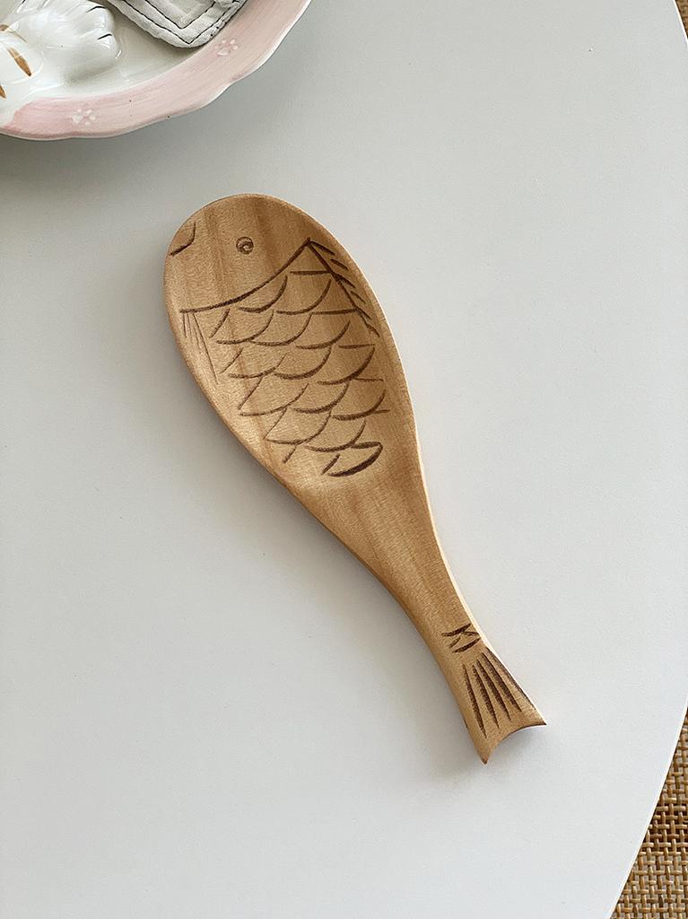 Japanese-style Cute Wooden Fish-shaped Natural Solid Wood Rice Spoon for Electric Rice Cooker