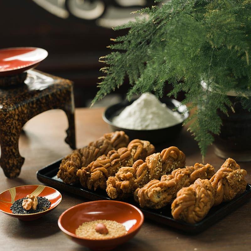 Tianjin Guifaxiang Eighteen Street Mahua Gift Box