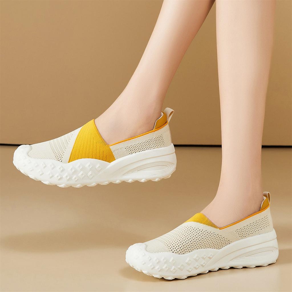 Women's Fashion Lightweight Flyknit Breathable Casual Round Toe Slip On Shoes with Flexible Sole for Everyday Wear