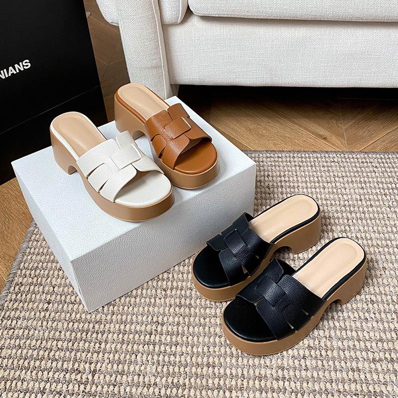 2025 Summer with Skirts Comfortable and Lightweight Open-toed Sandals Women Weave Simple Thick-soled Thick-heeled One-word Slippers