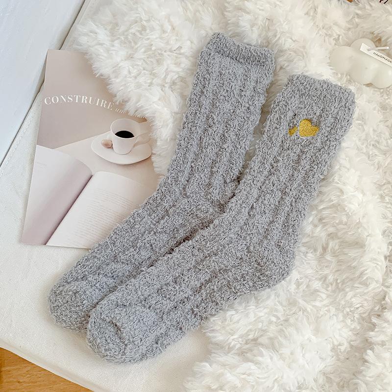 Loose, Tight-fitting Coral Fleece Warm Floor Socks for Women's Sleep In Autumn and Winter