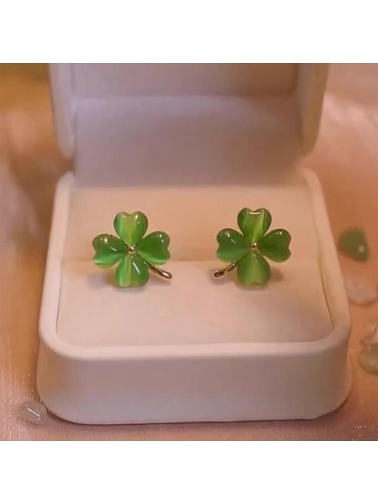 A52E Elegant Four Clovers Cats Eye Stone Earrings Trendy Ear Studs for Women Girl CN