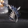 Korean Style Pearl Brooch: Versatile Floral Diamond Pin for Women's Coats