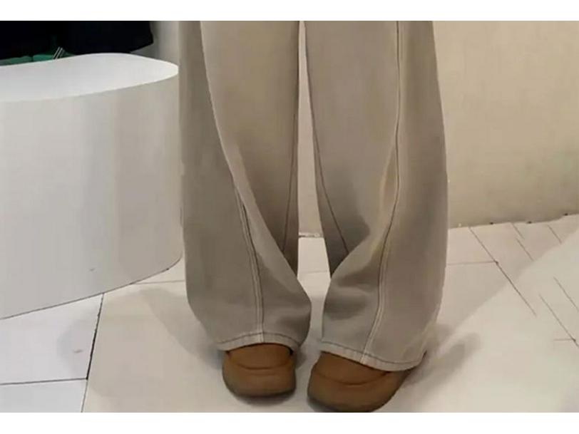 Women's Khaki Wide-Leg Jeans - 2026 Autumn Fashion Versatile Casual Style