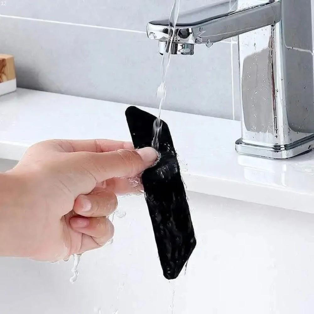 4Pcs Traceless Rug Corner Gripper Strong Adhesive Self Adhesive Rug Stickers Mat Fastener  Carpet