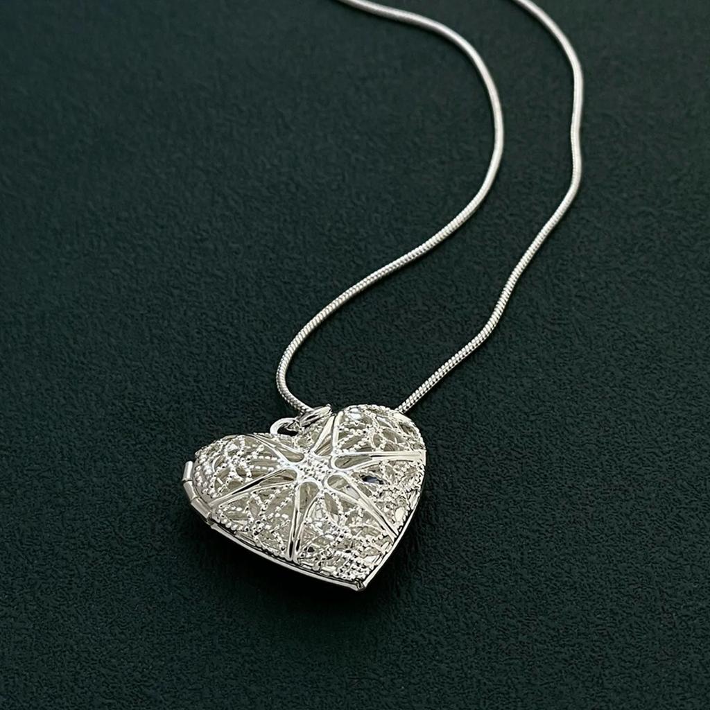 Copper Po Frame Pendant Necklace  Snake Chain For Woman Charm Wedding Fashion Jewelry