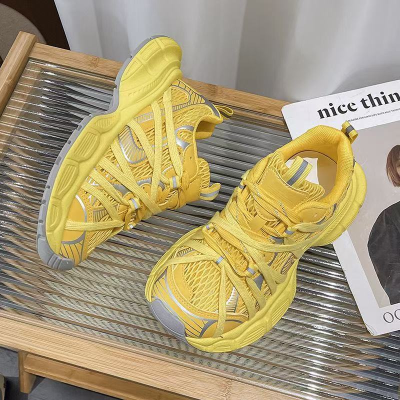

Модная женская повседневная спортивная обувь 2025 Удобная дышащая нескользящая уличная обувь для бега на толстой подошве на шнуровке Модные вулканизированные туфли 40 жёлтый