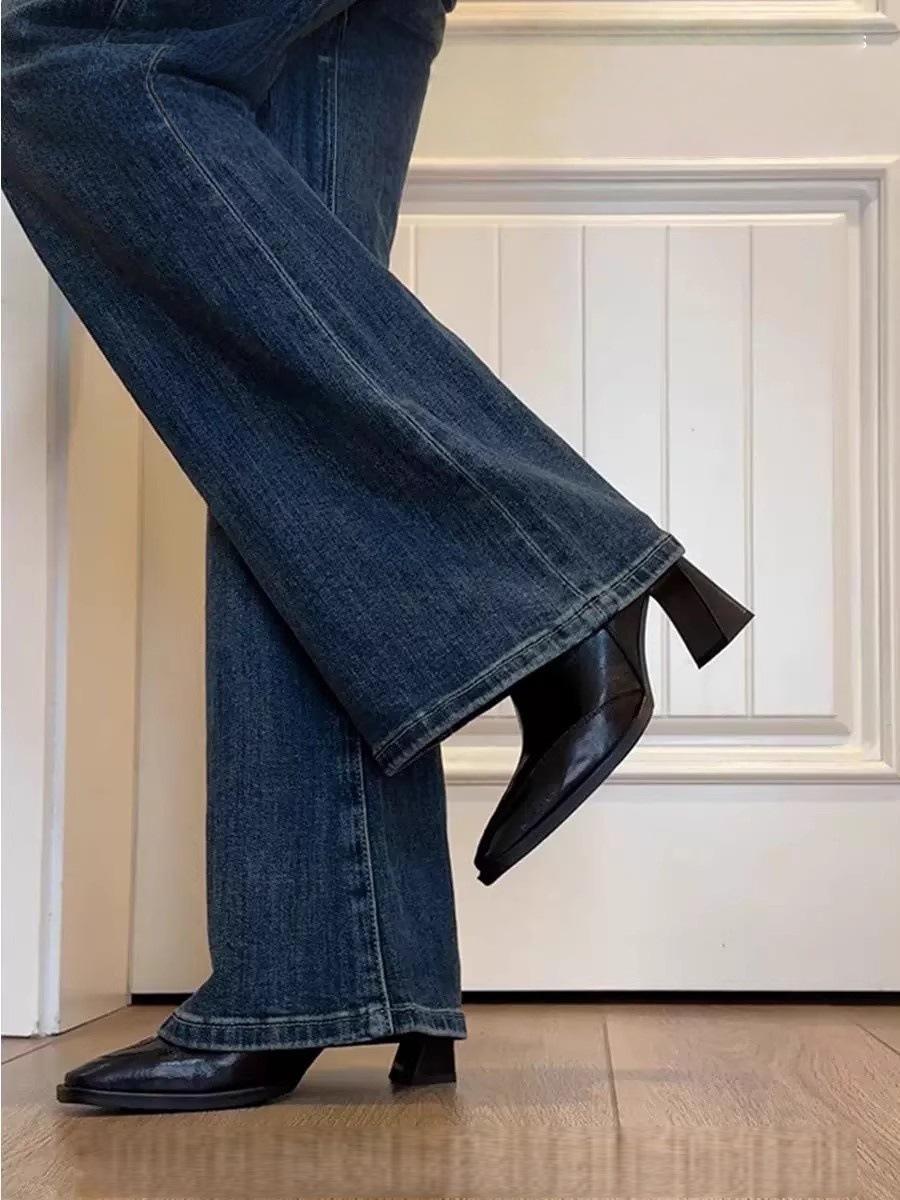 

Korean version of high heel 7cm square head thin boots short boots women s thick heel retro Martin boots British style short single boots 40