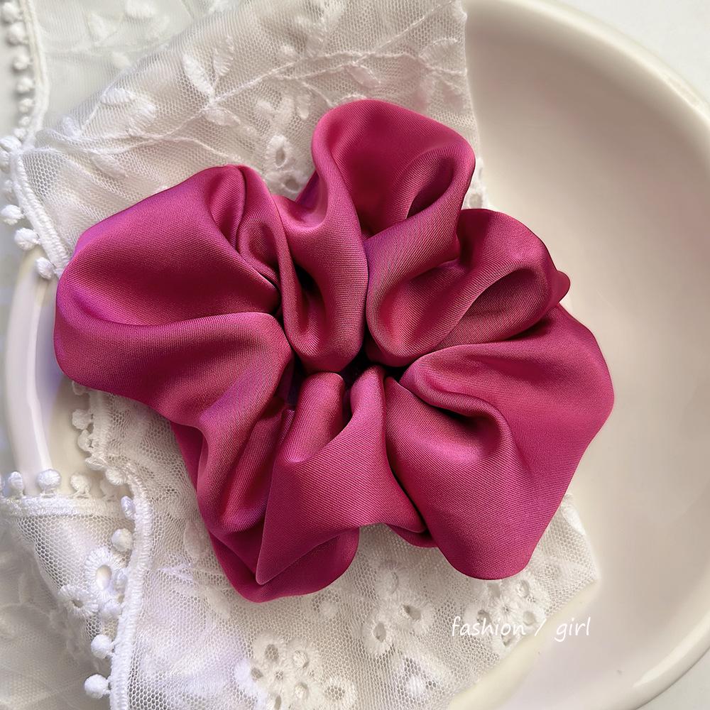 

2023 Розовое атласное кольцо для волос: Стильный аксессуар от японских и корейских блоггеров