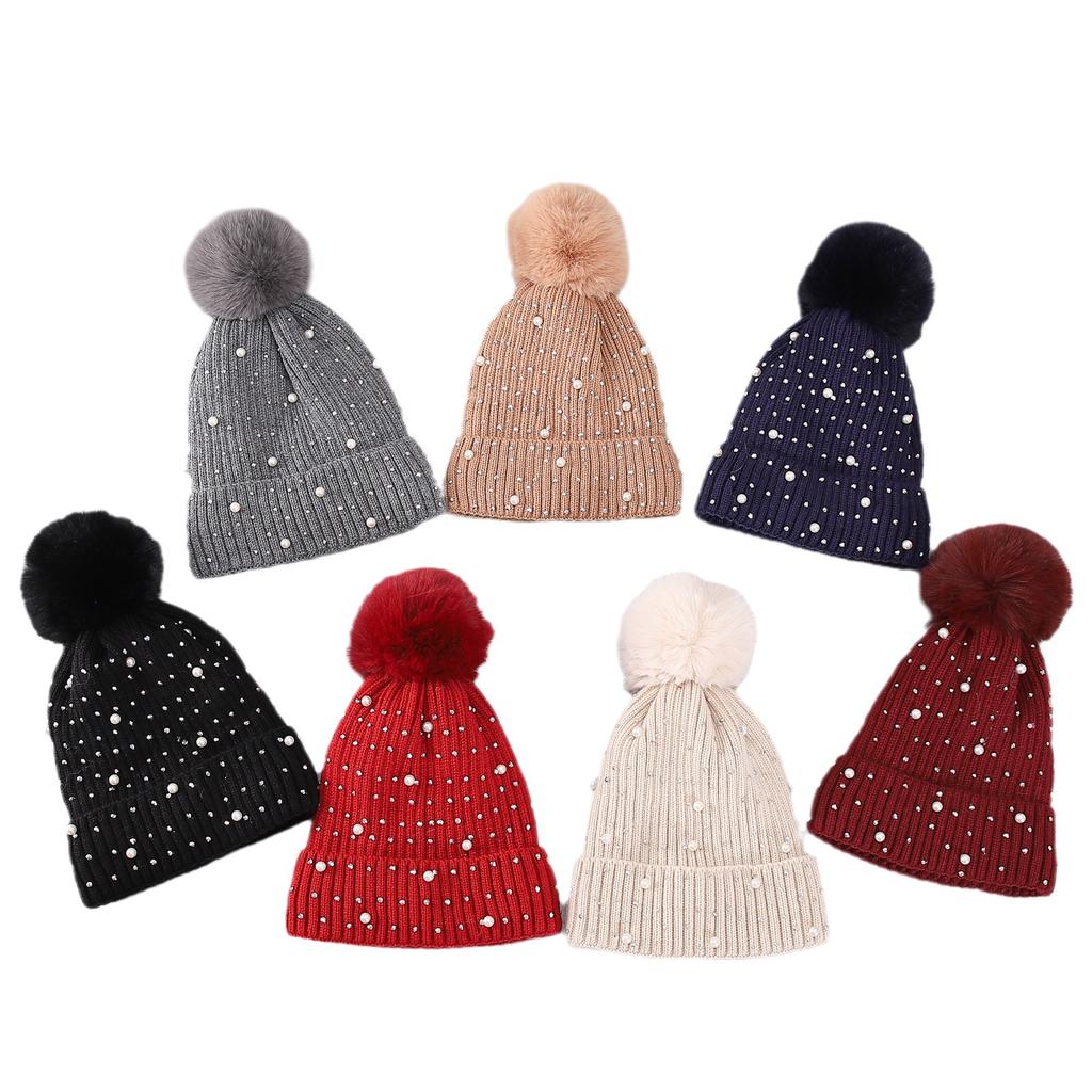 Specially for European and American winter knitted hats, fleece thickened thermal pullover hats, fashionable pearl belt diamond hats