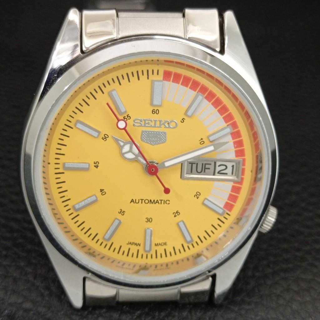 VINTAGE REFURBISHED SEIKO 5 AUTOMATIC JAPAN MENS YELLOW DIAL WATCH a446146-1