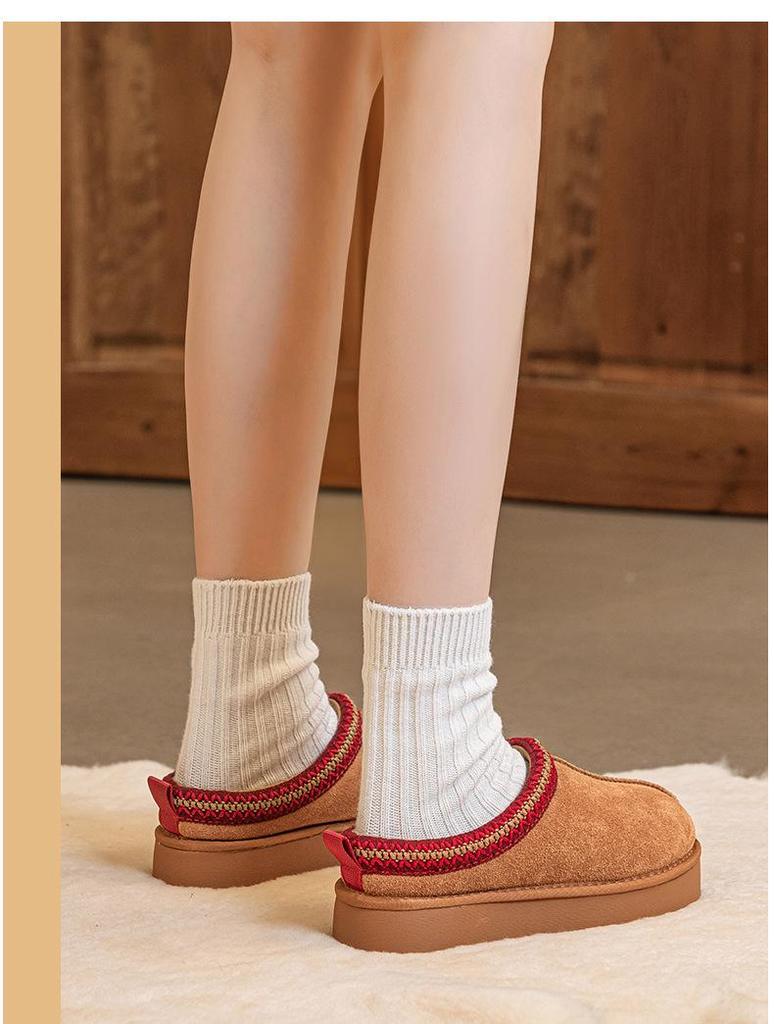 Women's Winter Ethnic-Style Fur Lined Leather Snow Boots with Thick Soles