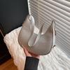 Textured New Product Temperament Simple New Summer Shiny New Foreign Style Underarm Shoulder Bag Trendy Dumpling Bag