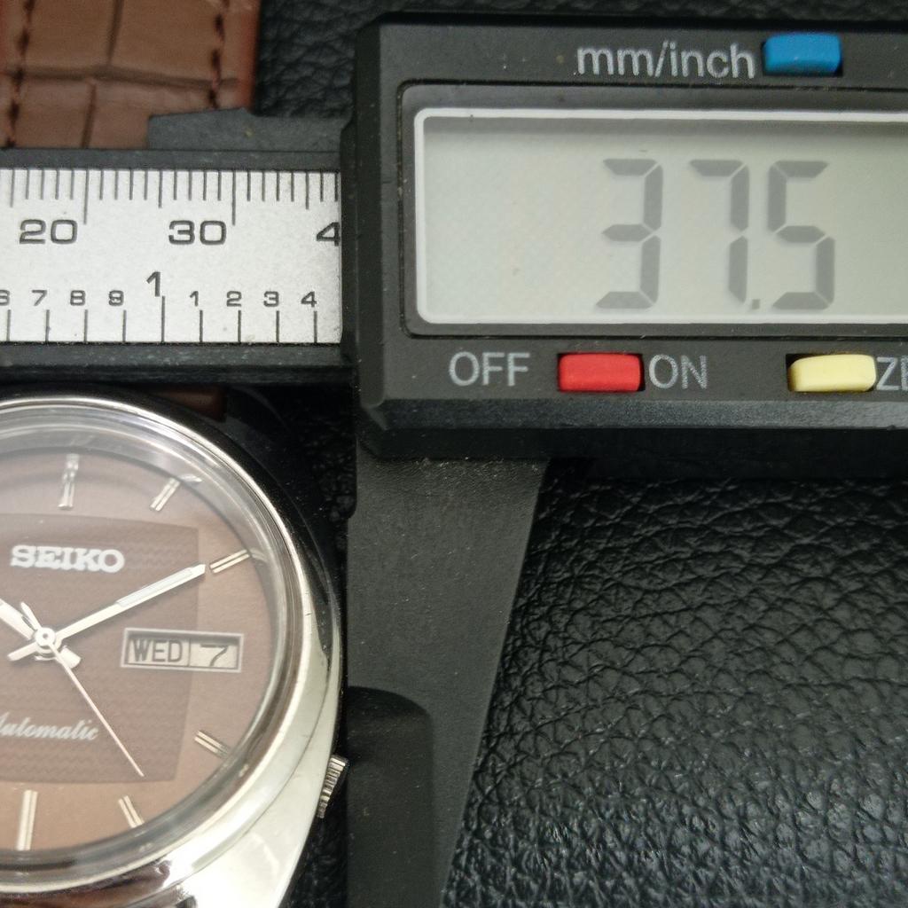 VINTAGE SEIKO AUTOMATIC 7009A JAPAN MENS BROWN COLOR DIAL WATCH A708542-1