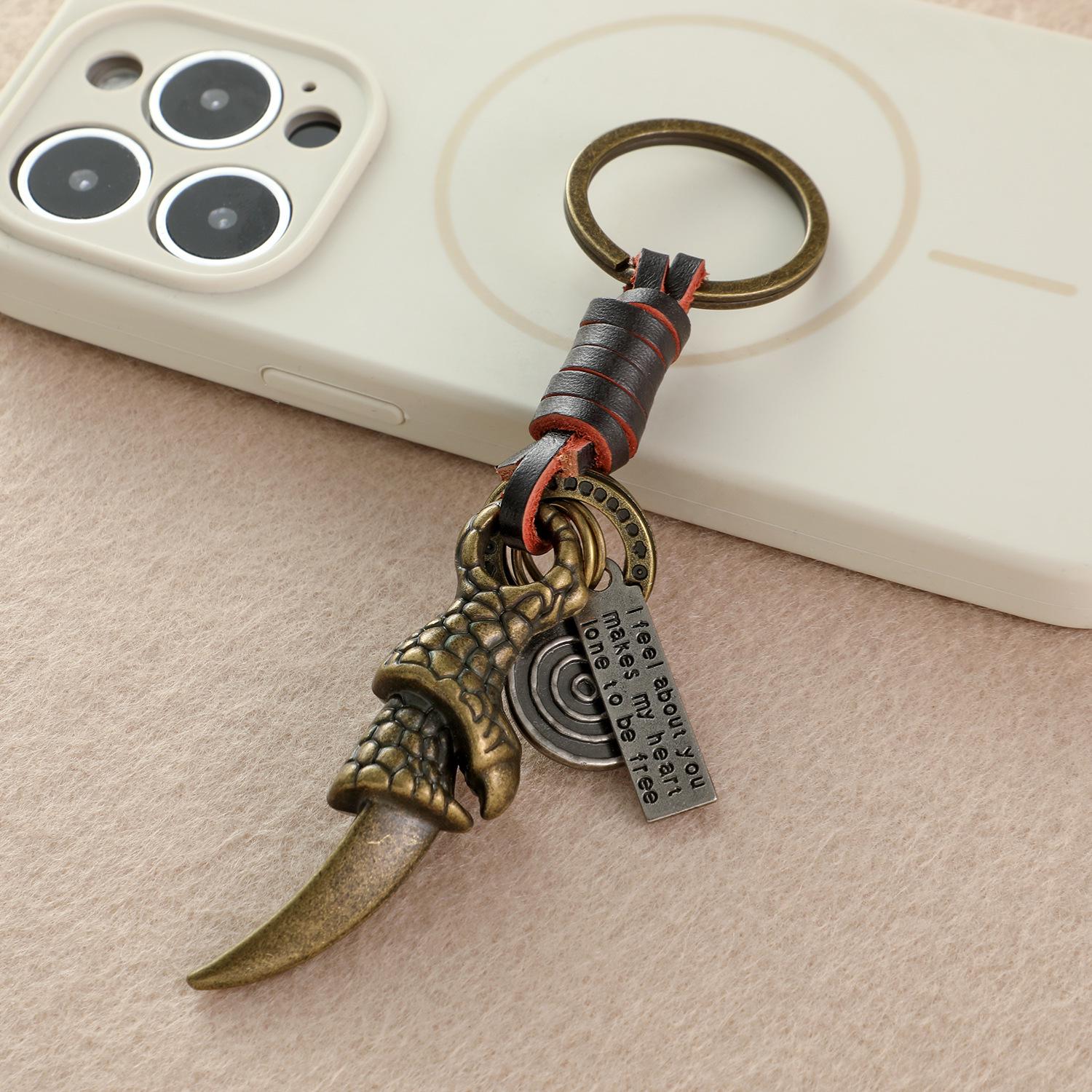 Retro Punk Alloy Wolf & Dragon Claw Leather Keychain with Woven Cowhide Pendant