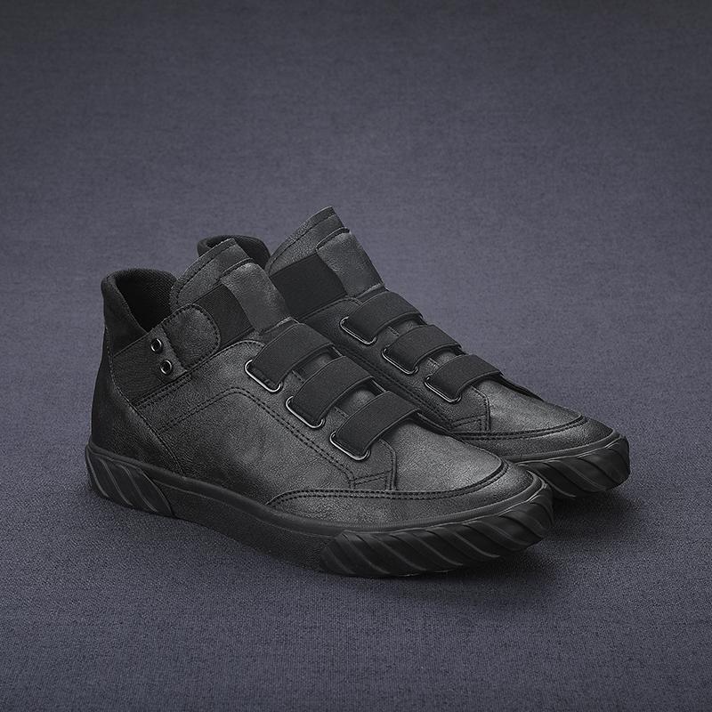 2022 Summer Newest Men Casual Shoes Fashion Light Sneakers Comfortable Soft-Soled Good Quality Outdoor Non-Slip Solid Color Leather