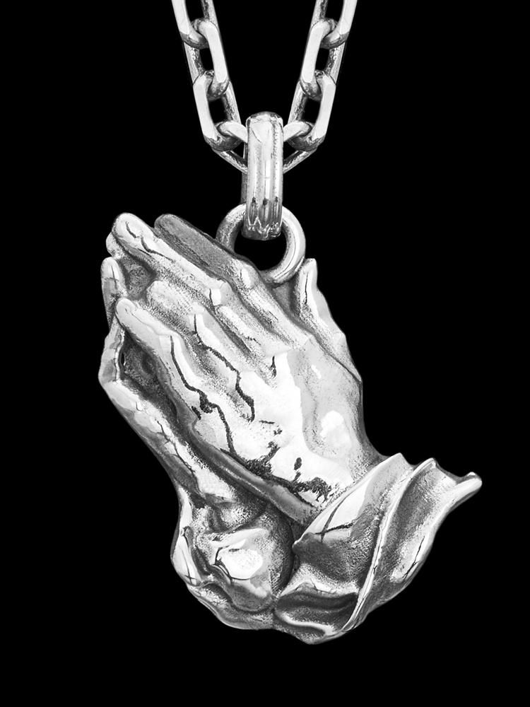 King Kroach Ahn’S Praying Pendant