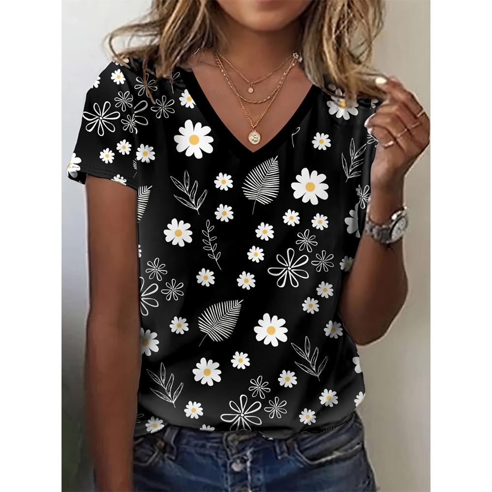 Summer large women's T-shirt fashionable blue flower print casual elegant V-neck T-shirt daily comfortable women's T-shirt